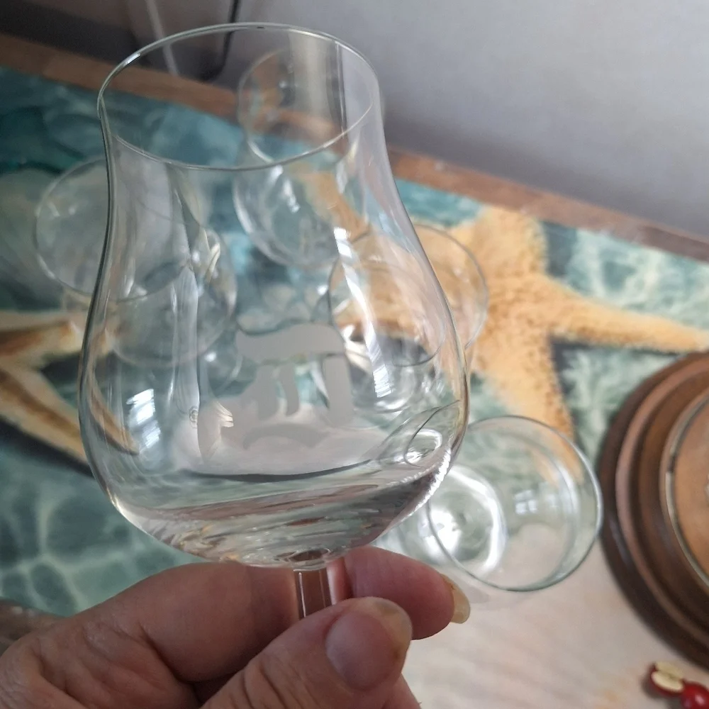 Port Crystal Monagram D Etched Glasses